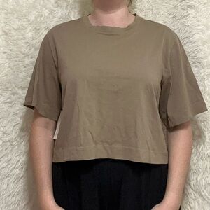 Aritzia Wilfred Free Army Green Cropped Tee